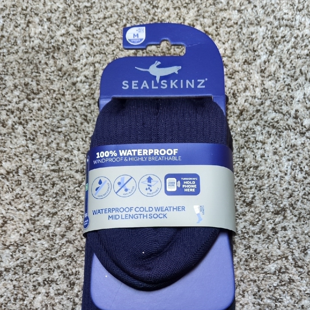 *Blue Athletic Socks 100% Waterproof